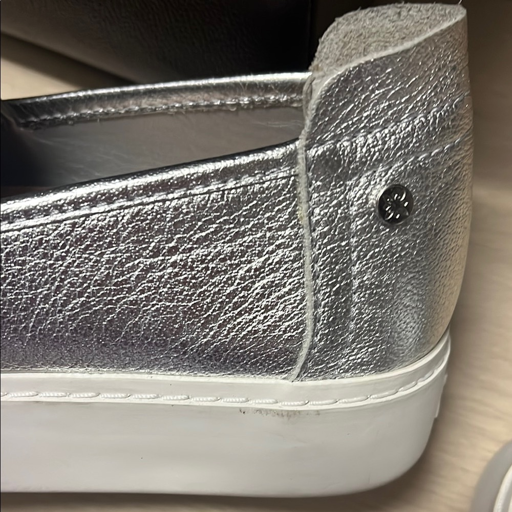 Bcbgeneration Silver Sneakers Sleek Metallic Desi… - image 5